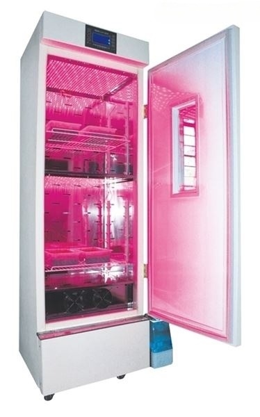 红蓝光组合型植物生长箱